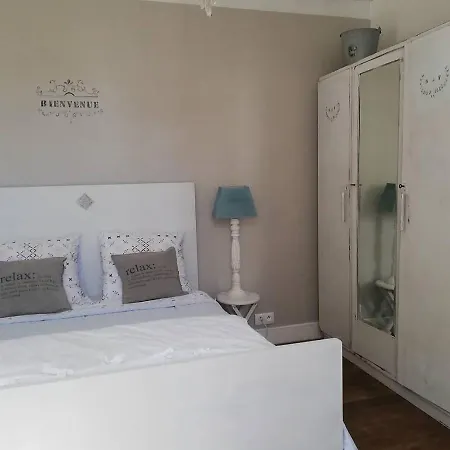 D'hote Equestre Au Petit Bonheur فندق مبيت وإفطار Chateldon