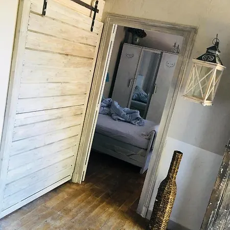 D'hote Equestre Au Petit Bonheur Bed & Breakfast