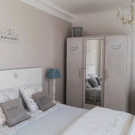 فندق مبيت وإفطار D'hote Equestre Au Petit Bonheur