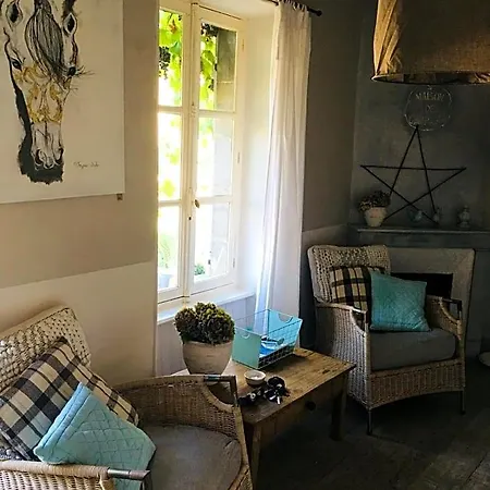 D'hote Equestre Au Petit Bonheur فندق مبيت وإفطار 3*